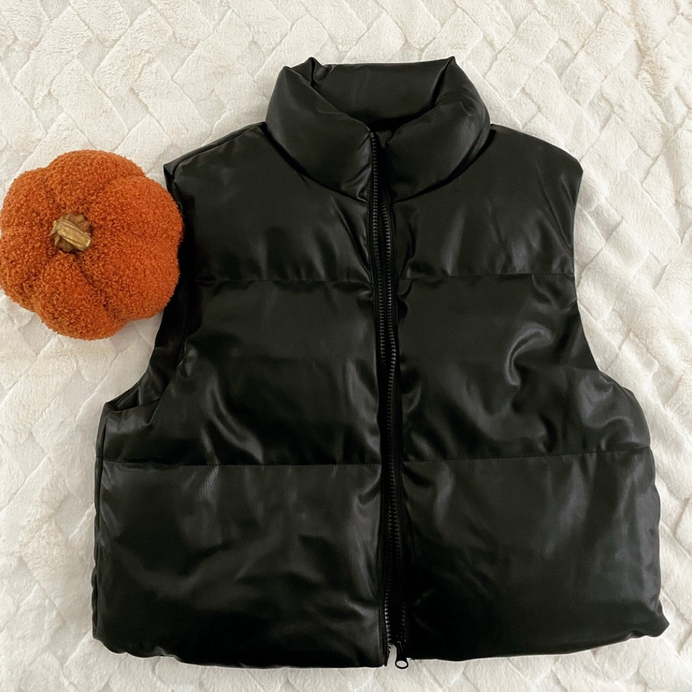 Black Puffer Vest for Women